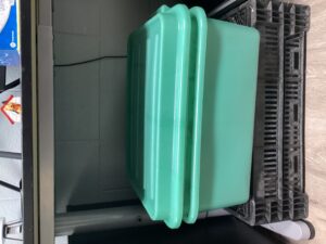 Bus pan set as worm bin